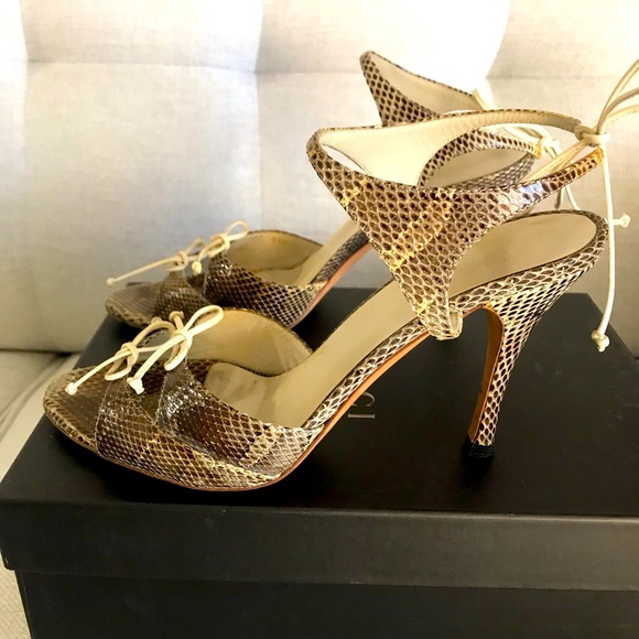 Gucci 💯 Authentic - Picture 2 of 7